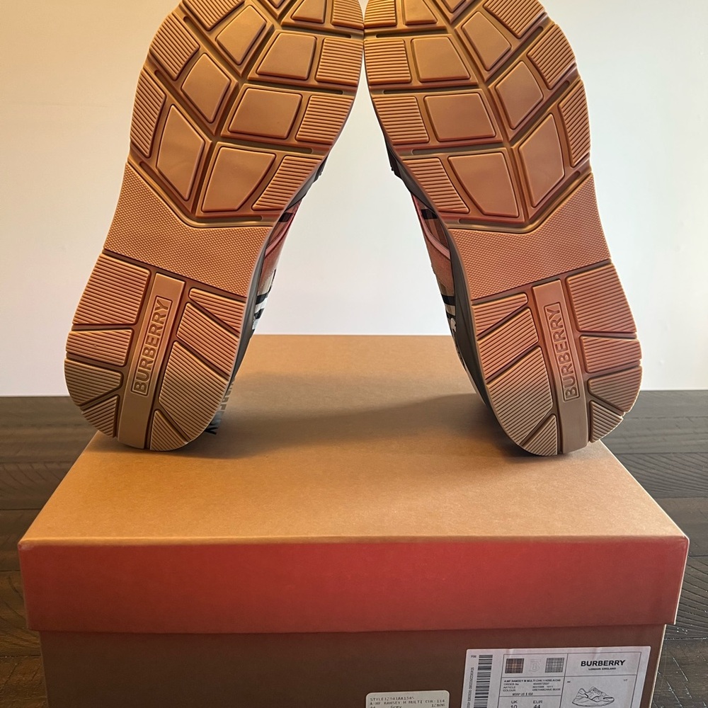 Vintage Burberry Ramsey Grey/Archive Beige Checkerboard Size 44 EU 8031098 NIB - Picture 10 of 16